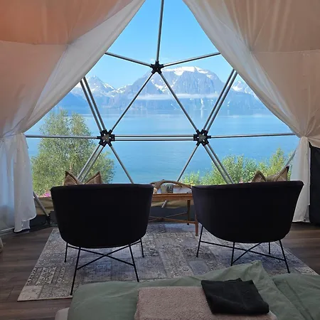 Lyngenfjord View ラグジュアリーテント Engnes