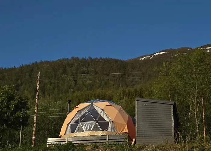 Lyxtält Lyngenfjord View Engnes