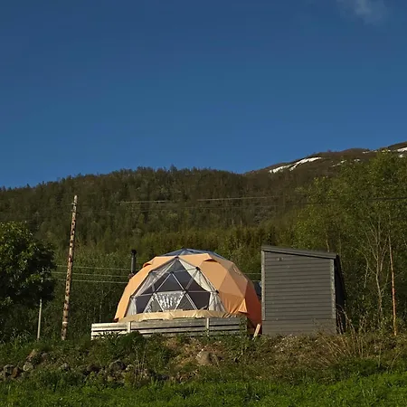 Glamping Lyngenfjord View Engnes